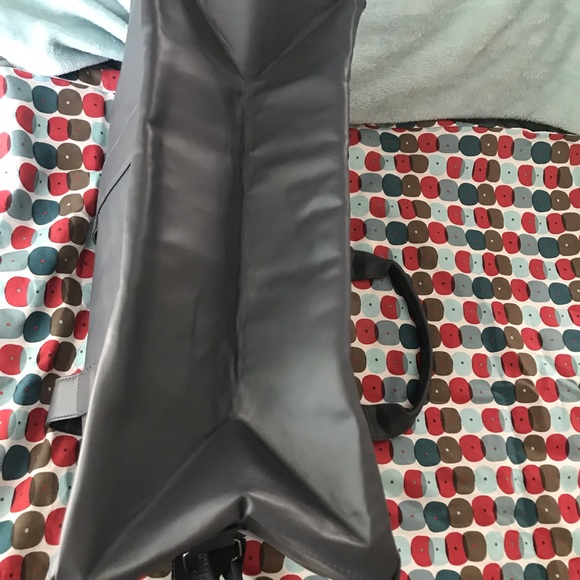 NWT Calvin Klein Two Tone Gray Duffle Bag - Picture 6 of 12